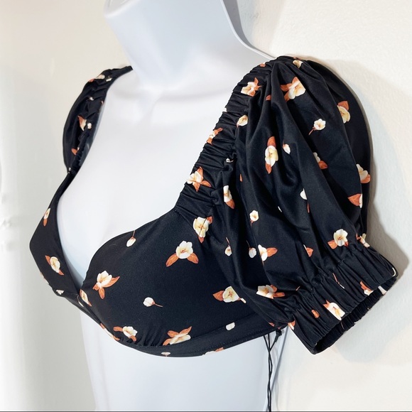 WeWoreWhat Bikini Top XS Floral Sweetheart Puff Sleeve Black - Picture 4 of 12